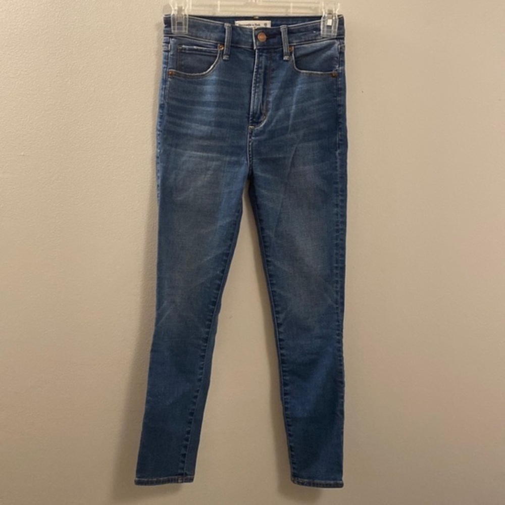 Abercrombie & Fitch Super Skinny Ankle Jeans High Rise Size 0/25 Short